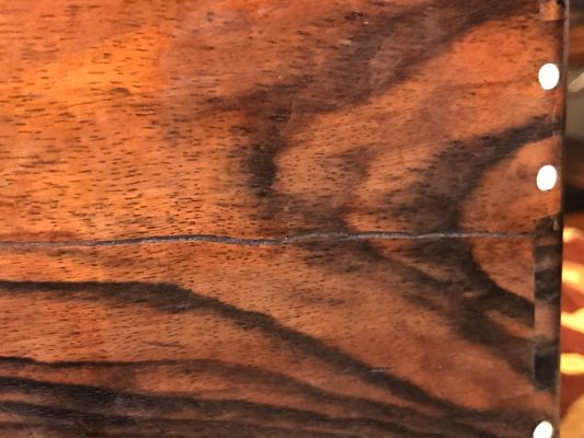 黒柿の関東火鉢 象牙の釘