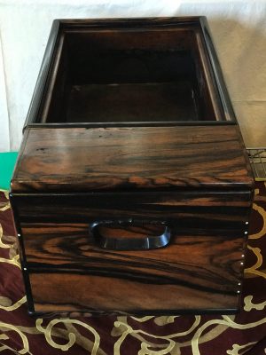 黒柿の関東火鉢 象牙の釘