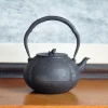 日本一の鉄瓶 たたら製鉄でつくった阿古陀鉄瓶の画像