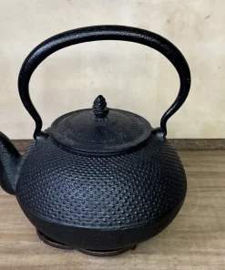 南部鉄瓶01
